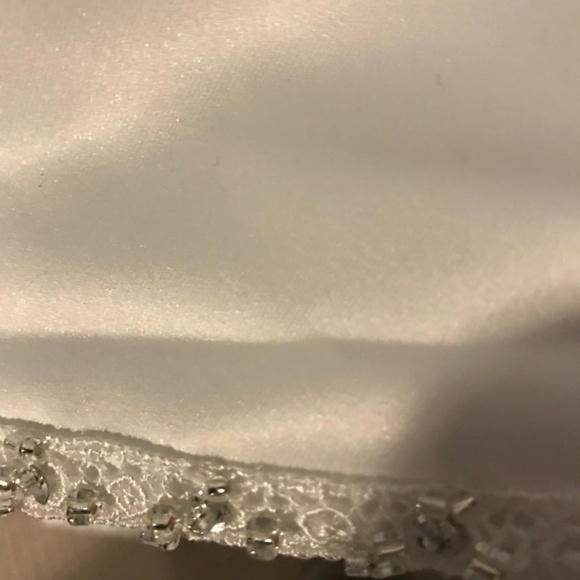 BRIDAL GOWN WHITE - Picture 7 of 7